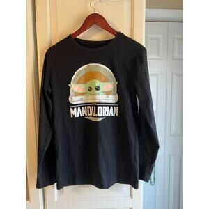 Star Wars Mandalorian Child Baby Yoda Grogu in Crib Black T-Shirt Men's small